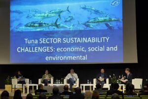 «Hay que conseguir más sostenibilidad medioambiental, pero también social y económica»