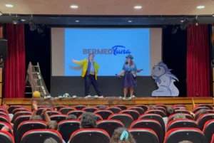 El Universo TUNI llega a las aulas: Bermeo Tuna pone en marcha su proyecto educativo piloto